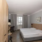 - Alte Seemannsheim 3* 萨斯尼茨