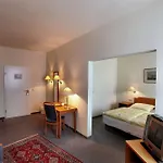 - Alte Seemannsheim 萨斯尼茨