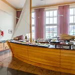 - Alte Seemannsheim Hotel