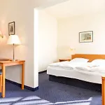 - Alte Seemannsheim Hotel 3*