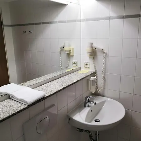 - Alte Seemannsheim Hotel Sassnitz