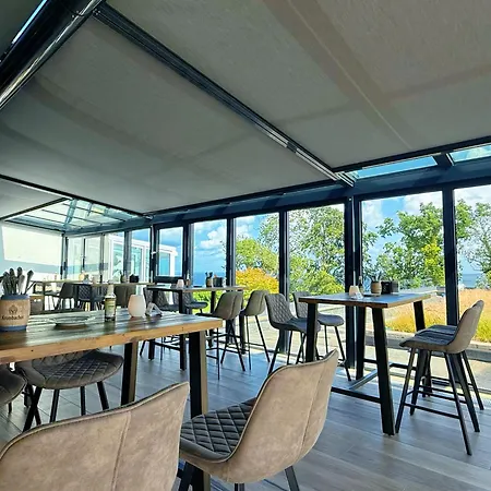 - Alte Seemannsheim Hotel Sassnitz